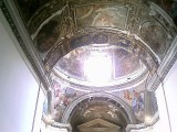 affreschi in una cappella laterale